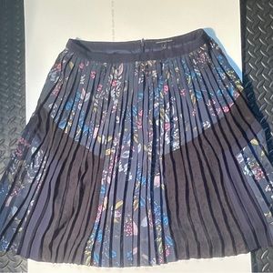 Floral banana republic skirt